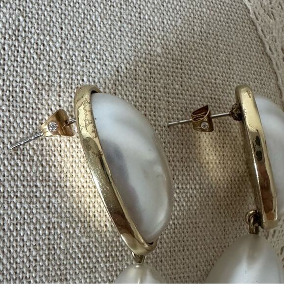 Anthropologie Pearl Drop Earrings - Picture 4 of 5